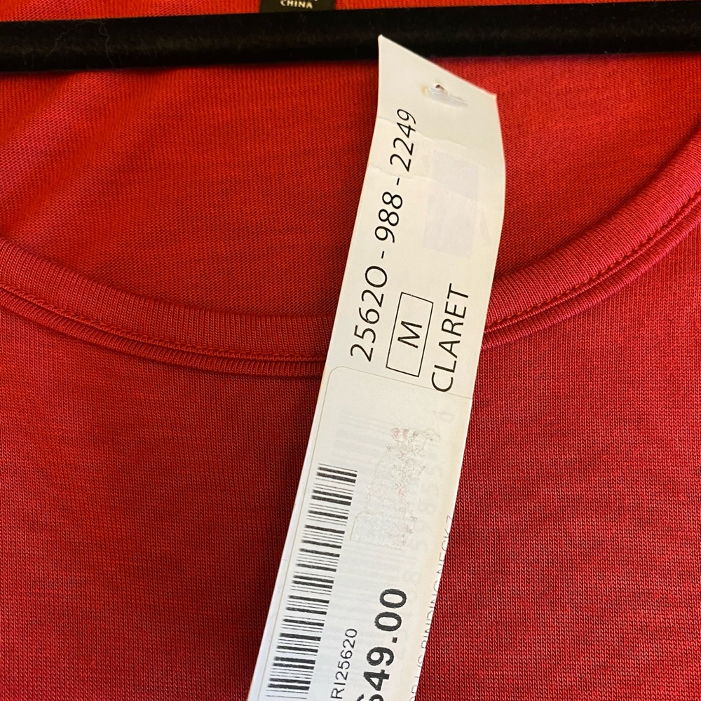 Red Tribal long sleeve top - Picture 6 of 9
